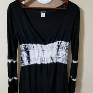 Venus tunic vneck